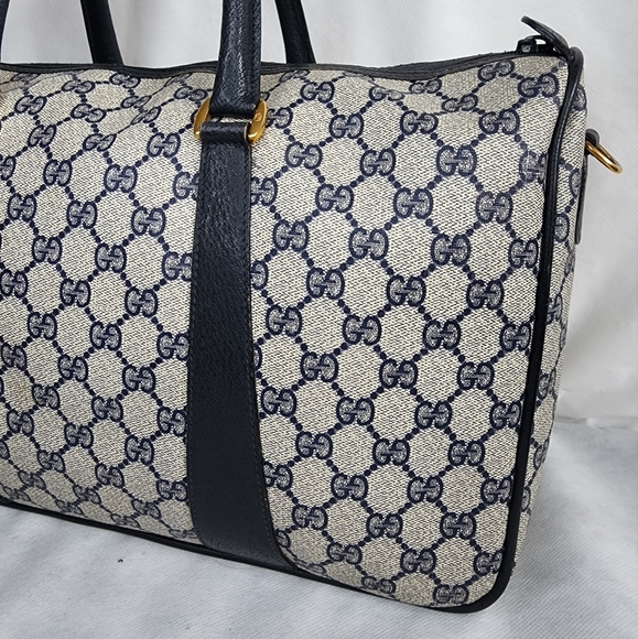 GUCCI GG Supreme Vintage Boston Bag - Picture 6 of 15